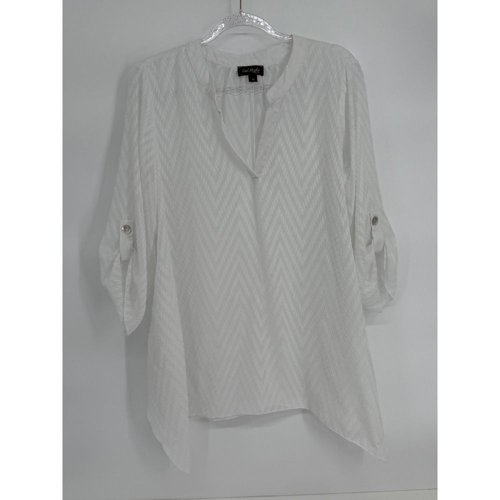 Cal Style USA White Chevron Textured Tunic Top Roll Tab Sleeve Sharkbite Sz XL